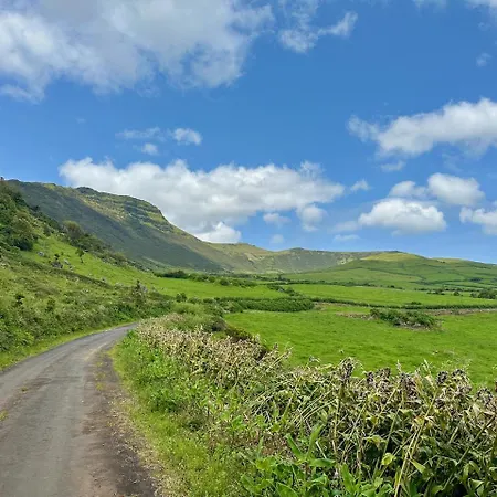 Casa de Férias Casa Duas Ribeiras