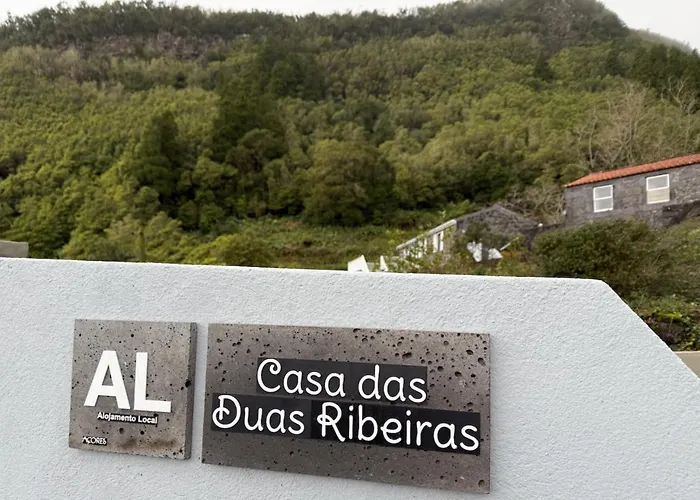 בית נופש Casa Duas Ribeiras לאז'ס דו פיקו