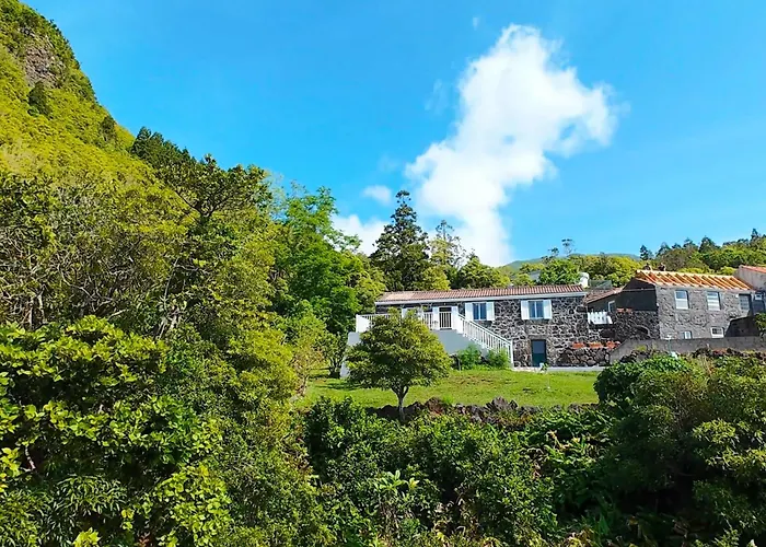 בית נופש Casa Duas Ribeiras לאז'ס דו פיקו